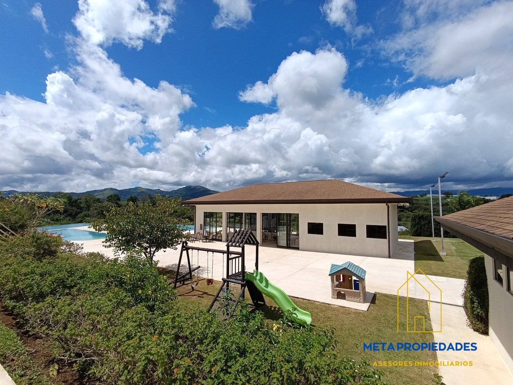 Zona Comun Play Ground